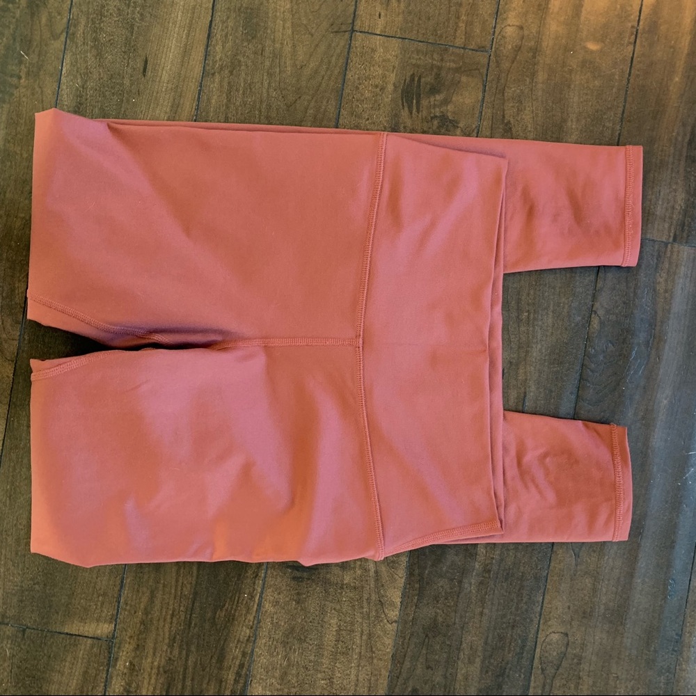 Alo Yoga Earth Airbrush Leggings